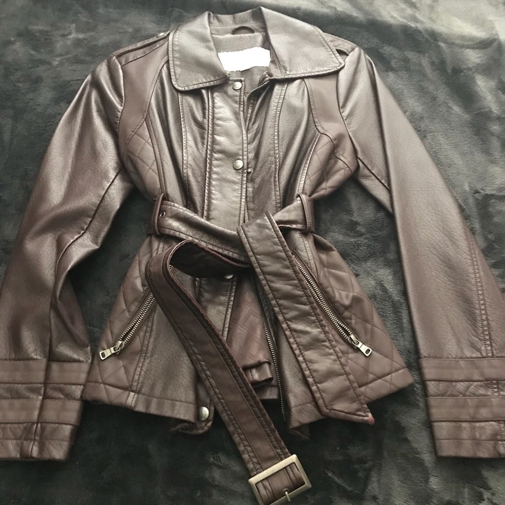 🌟SOLD🧥Jessica Simpson Vegan Leather!